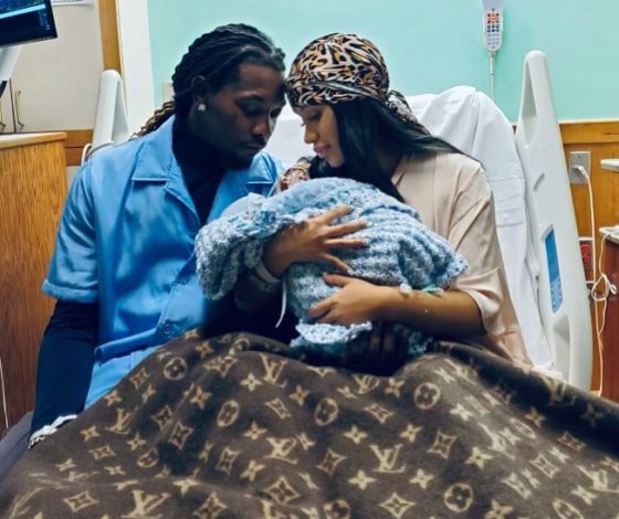 «Мой ребенок слишком быстро растет»: Карди Би показала повзрослевшего сына