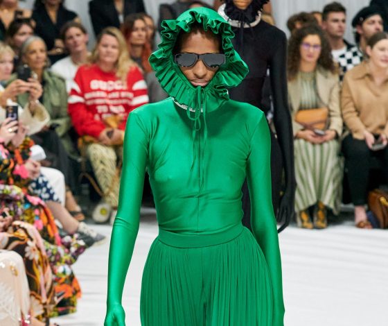 Акцент на цвет: Richard Quinn представил новую коллекцию