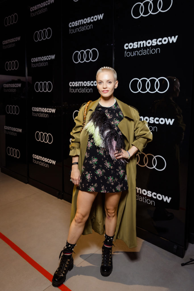 Эва Вострокнутова