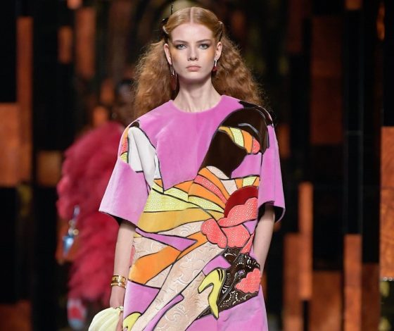 Возвращение гламура: Fendi представили коллекцию SS 22