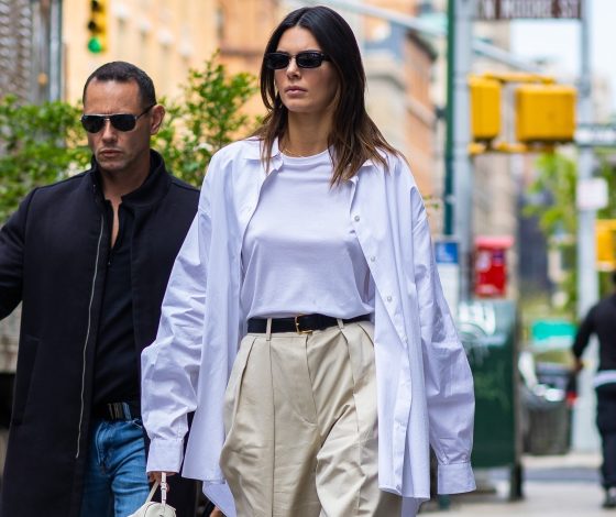 Кендалл Дженнер VS Роузи Хантингтон-Уайтли: оцениваем одинаковые образы звезд