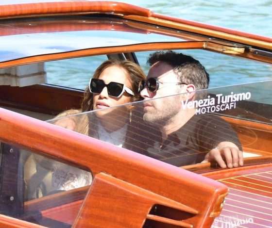 Долгожданный выход: Дженнифер Лопес и Бен Аффлек приехали на Венецианский кинофестиваль