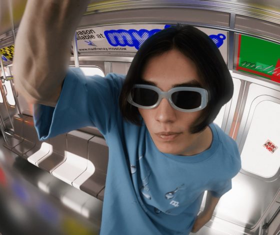 Повседневные костюмы и футболки в технике пэтчворк в новой коллекции MADFRENZY