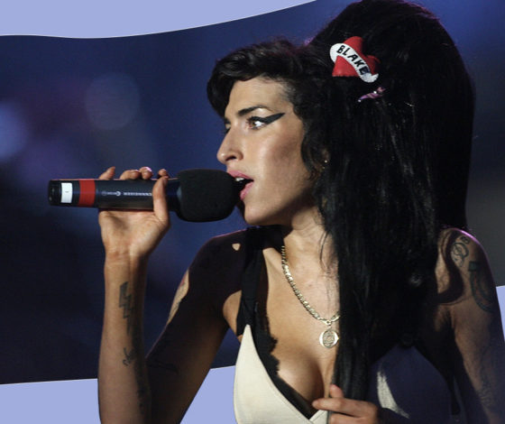 Бунтарка и муза: как дизайнеры, режиссеры и певцы отдают дань уважения Эми Уайнхаус