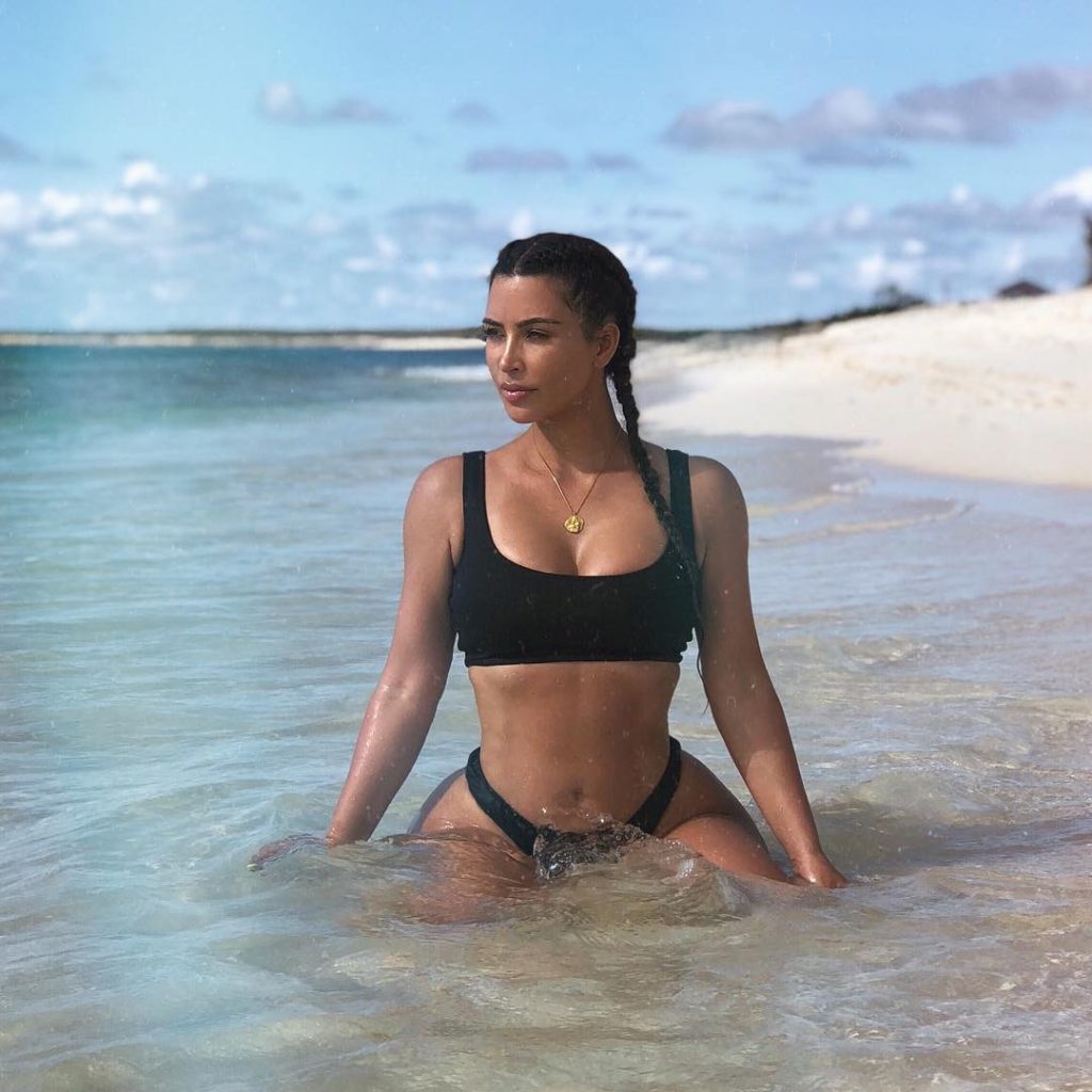 Фото: @kimkardashian
