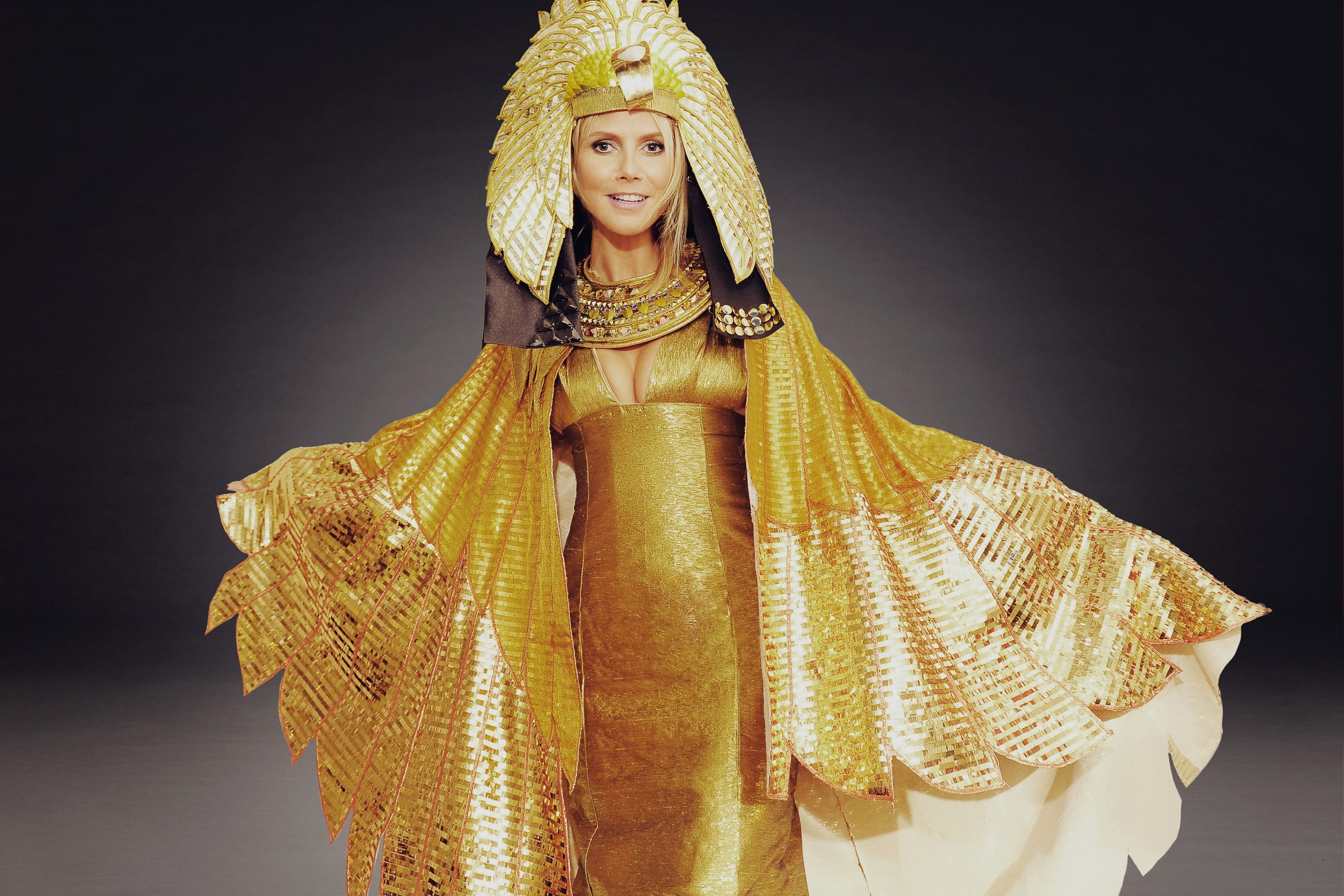 Золотое платье Клеопатры