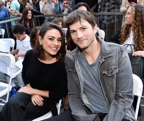 Это очень мило: в чем Эштон Кутчер вышел на прогулку с Милой Кунис?