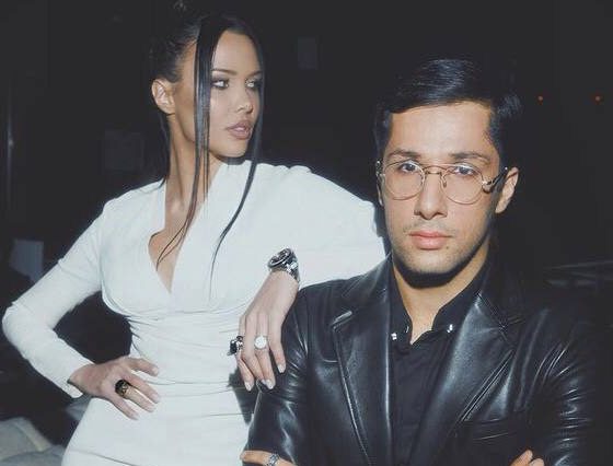 «Так мыслить в серой России слишком ярко и дерзко»: стилист Анастасии Решетовой  Алеко Надирян ответил на обвинения в плагиате