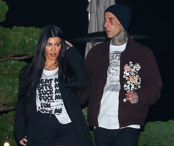 Кортни Кардашьян и Трэвис Баркер готовятся к свадьбе: вспоминаем 10 лучших выходов пары