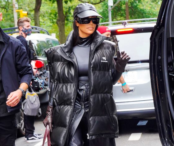 Как собрать в одном образе главные тренды сезона: показывает Ким Кардашьян