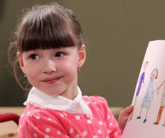 Девочка выросла: 17-летняя Маша из «Ворониных» показала фото в бикини