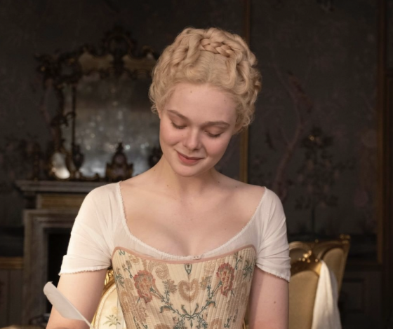 Ждёт первенца и борется с мужем: вышел трейлер второго сезона «Великой»