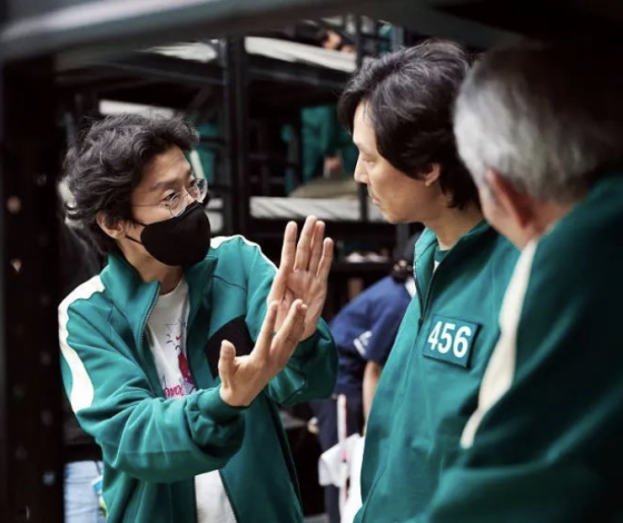 «Я не богат»: сколько заплатили режиссеру «Игры в кальмара»?