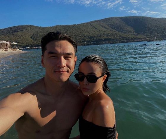 Шутки в сторону: редкие фото Нурлана Сабурова с женой