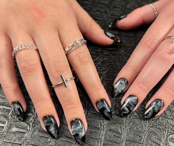Дымчатые ногти: новый тренд маникюра от мастера Блейк Лайвли и Джиджи Хадид