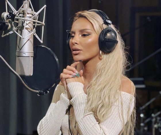 Новая глава: певица Asti удалила посты в Instagram и перекрасилась в блонд