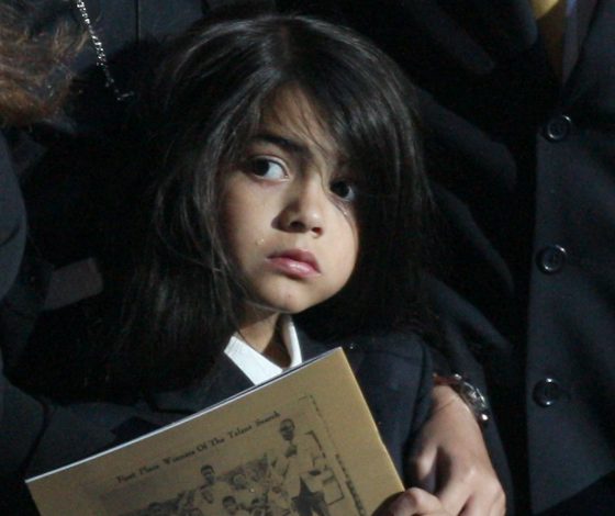 Его просто не узнать: сын Майкла Джексона впервые рассказал о своем отце