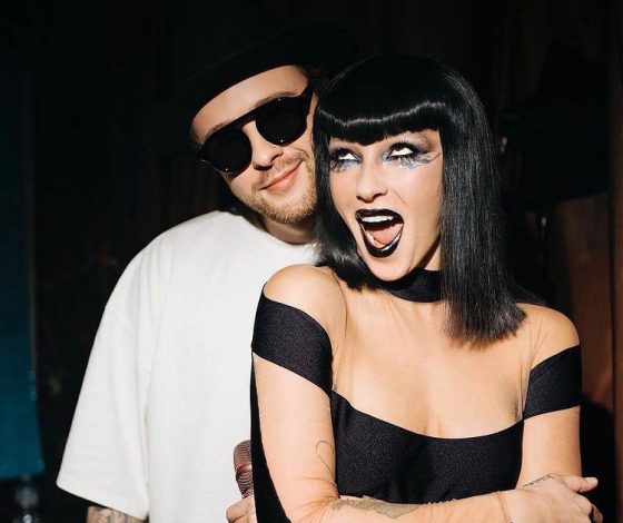 Егор Крид целуется с Настей Ивлеевой: что связывает звезд?