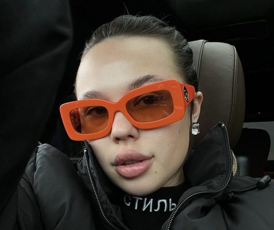 Инстасамку могут привлечь к уголовной ответственности из-за текстов ее песен