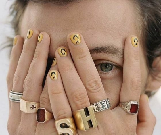 Бьюти-эксперт составил рейтинг звездной косметики (Спойлер: бренда Ким Кардашьян в нем нет)