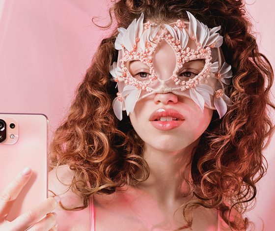 Во-первых, это красиво: коллекция арт-масок от культовой художницы Анастасии Пилепчук, вдохновленных Xiaomi