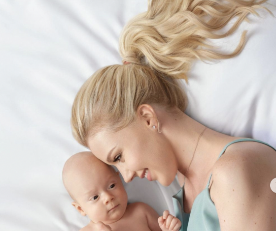 Юлианна Караулова впервые показала лицо полугодовалого сына