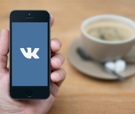 Компания Алишера Усманова выходит из капитала VK