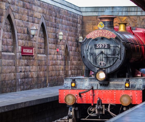 Для фанатов «Гарри Поттера»: сколько стоит билет на Хогвартс-экспресс