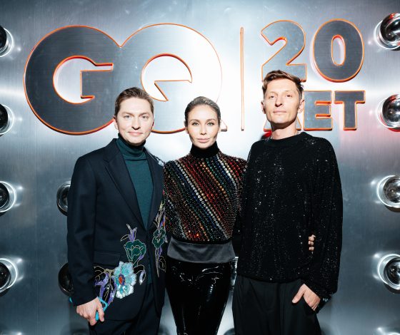 Гала-ужин «GQ 20 лет»: выступление группы Little Big, танцы в фонтане и другие детали мероприятия