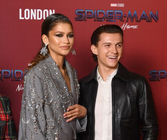 Это любовь: Том Холланд познакомил Зендею со своими родителями