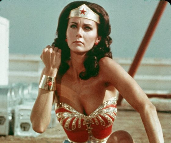 Ни одной морщинки: как выглядит 70-летняя актриса, сыгравшая роль «Чудо-женщины»