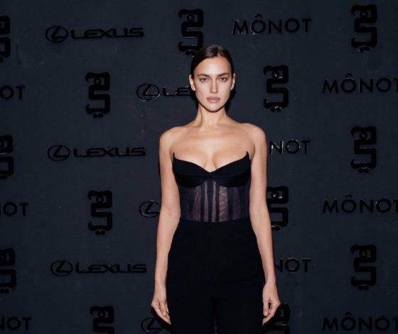 Трудно дышать: дерзкий выход Ирины Шейк в прозрачном корсете