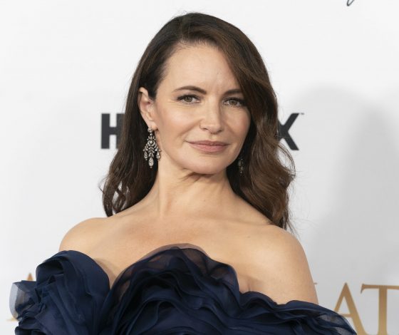 «Меня безжалостно высмеивали»: Кристин Дэвис высказалась о критике своей внешности