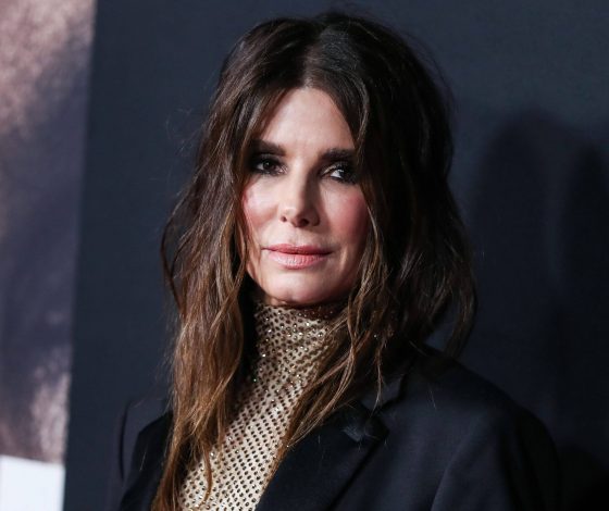 Как выглядит 15-летний сын Сандры Буллок: фото