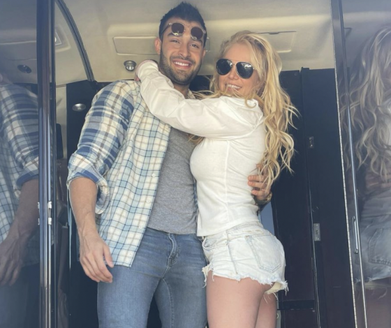 «С первым днём рождения мою жену»: какой сюрприз устроил Бритни Спирс ее жених