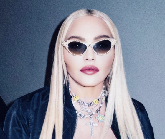 После двух скандалов: Мадонна продолжает делиться провокационными фотографиями