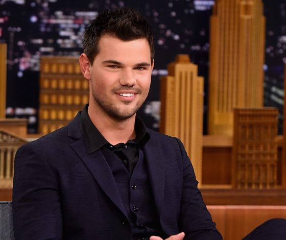 После хейта: звезда «Сумерек» Тейлор Лотнер доказал, что он в отличной форме