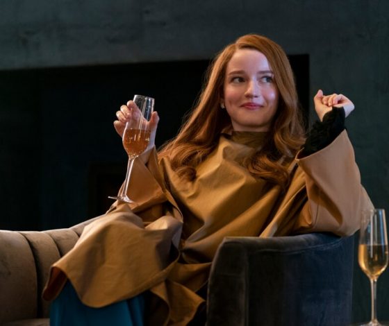 Джулия Гарнер рассказала о встрече с аферисткой Анной Делви: «Это было пугающе»