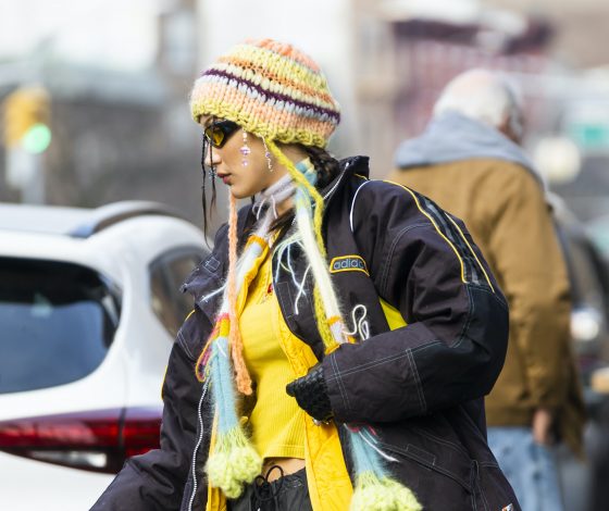Вдохновляемся Беллой Хадид: какие образы выбирает модель для зимних прогулок