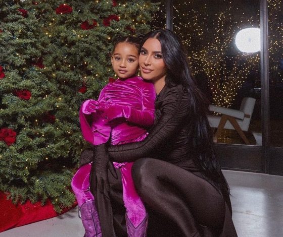 Пользователи Сети обеспокоены психологическим здоровьем дочери Ким Кардашьян