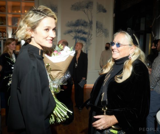 Надежда Михалкова, Резо Гигинеишвили, Анна Михалкова на премьере сериала «Номинация»