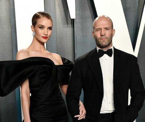 Роузи Хантингтон-Уайтли и Джейсон Стэйтем впервые за долгое время вышли в свет