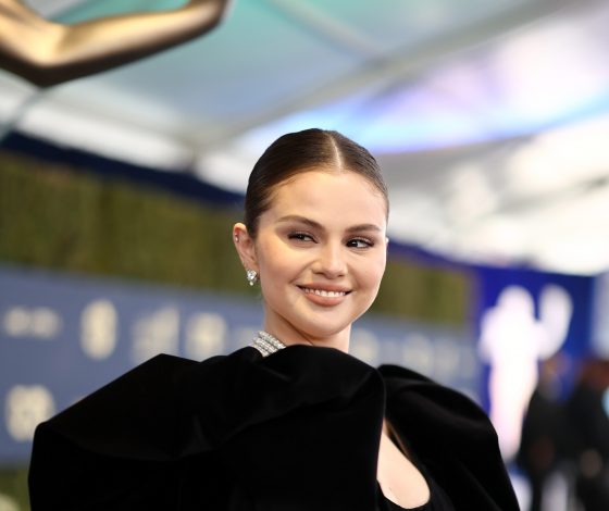 Вместе или нет: что известно о новых отношениях Селены Гомес