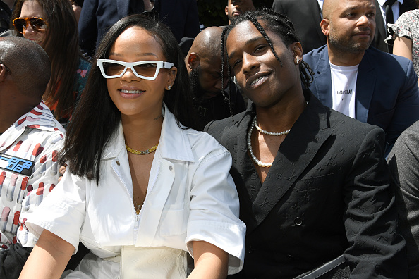 Тотал-блэк: Рианна и A$AP Rocky вышли в свет в семейном образе