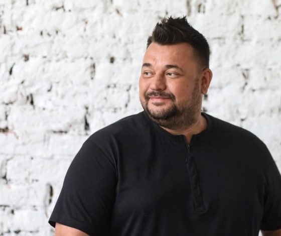 «Ни за какие коврижки»: Сергей Жуков против участия своих детей в конкурсах, где оценивают талант