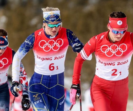 Впервые в истории: российская женская сборная выиграла золото в лыжных гонках на Олимпиаде в Пекине