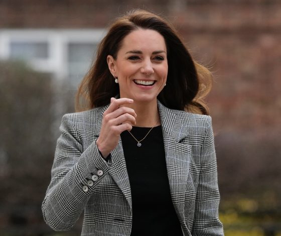 Как образ Кейт Миддлтон нарушил сразу два правила королевского дресс-кода