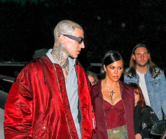 Слух дня: Кортни Кардашьян тайно вышла замуж за Трэвиса Баркера