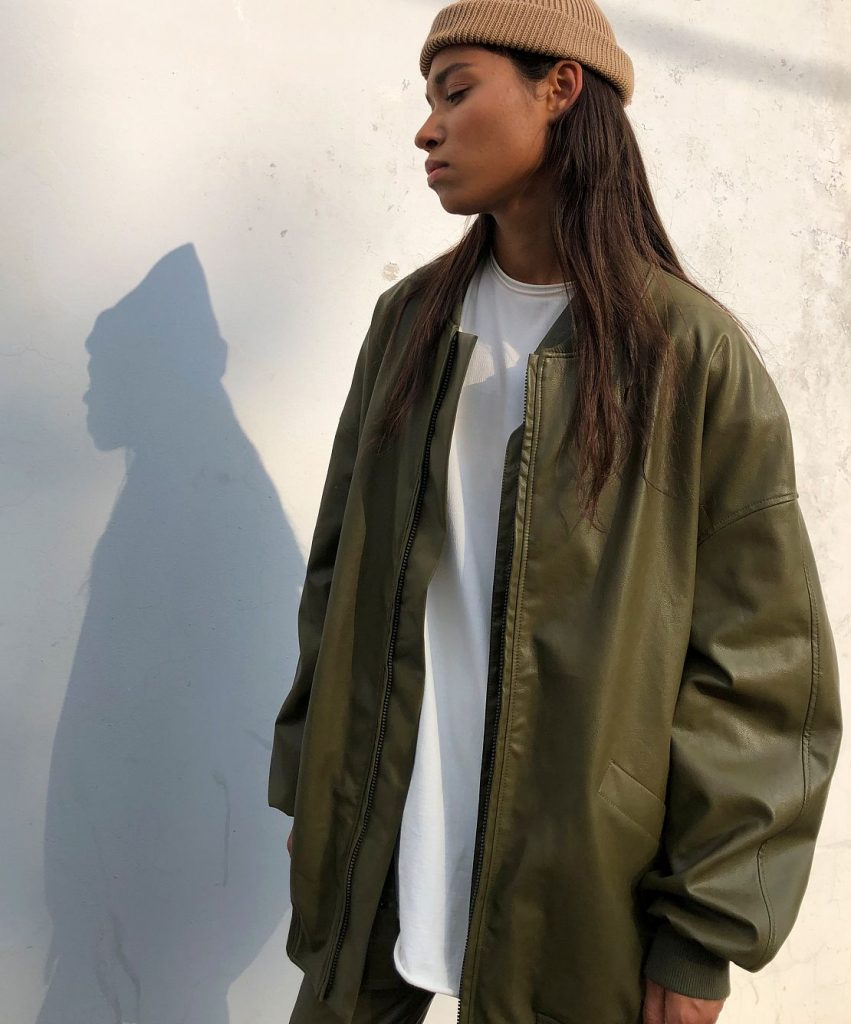 Бомбер Ushatava, $177 (ushatava.com)