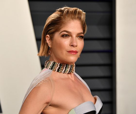 Звезда «Жестоких игр» Сэльма Блэр обвинила своего бывшего парня в домашнем насилии